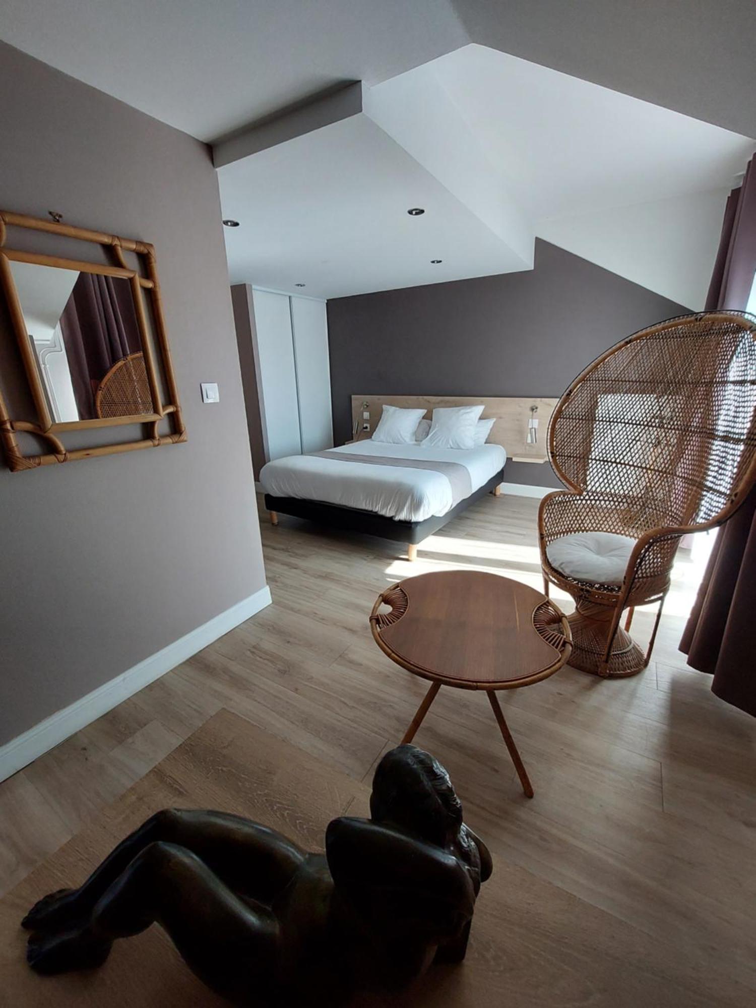 Logis Auberge Des Voyageurs Vandieres  Экстерьер фото